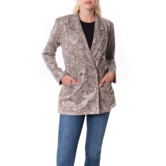 [Blank NYC] Snakeskin Animal Printed Blazer Jacket - Picture 1 of 6